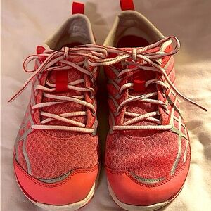 EUC Merrell women’s running shoes size 8